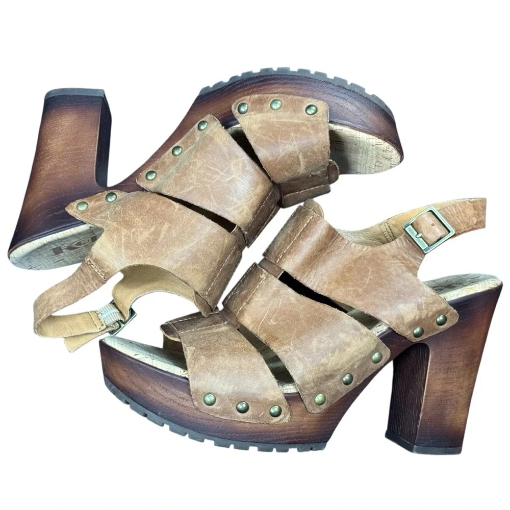 Korks | Selyse Leather Block Heel Platform Sandal sz 8